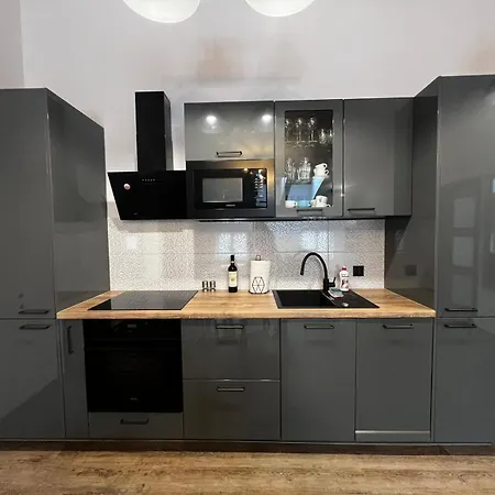 Mye - Kamienica Sienkiewicza * وودج